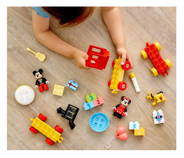 LEGO DUPLO Disney 10941 Urodzinowy pociąg myszek Miki i Minnie - 1012697 - zdjęcie 3